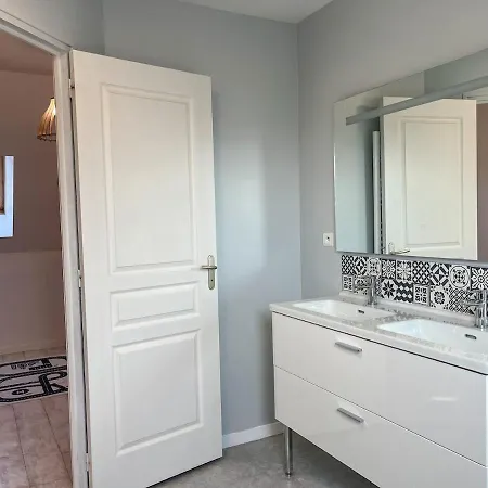 Maison Belle étoile à 5 Min De La Сasa de vacaciones
